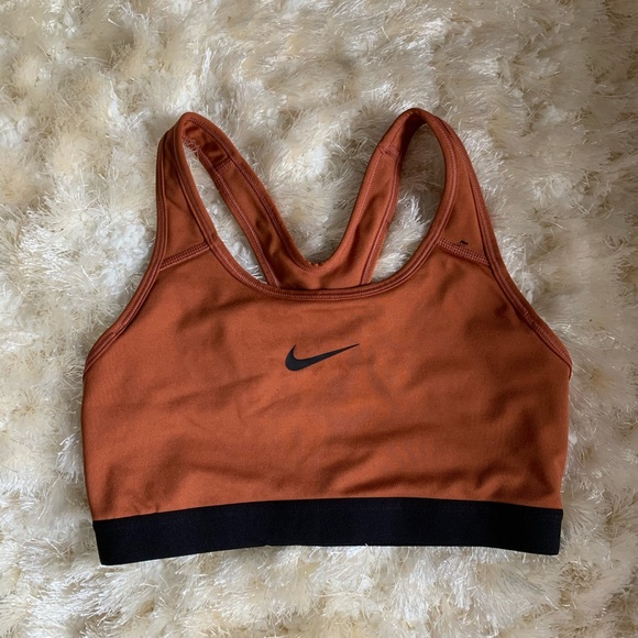 Nike Razor back Sports Bra - Picture 3 of 3